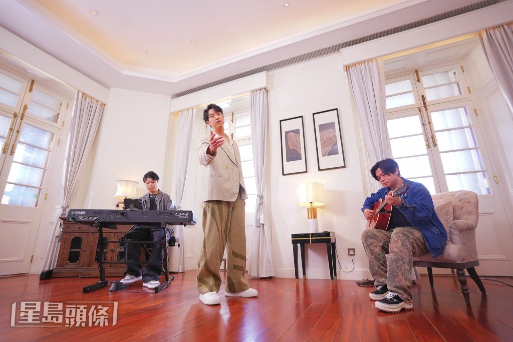 未婚妻未聽過英文版，Jay希望連同旋律製作成歌曲才給她聽。