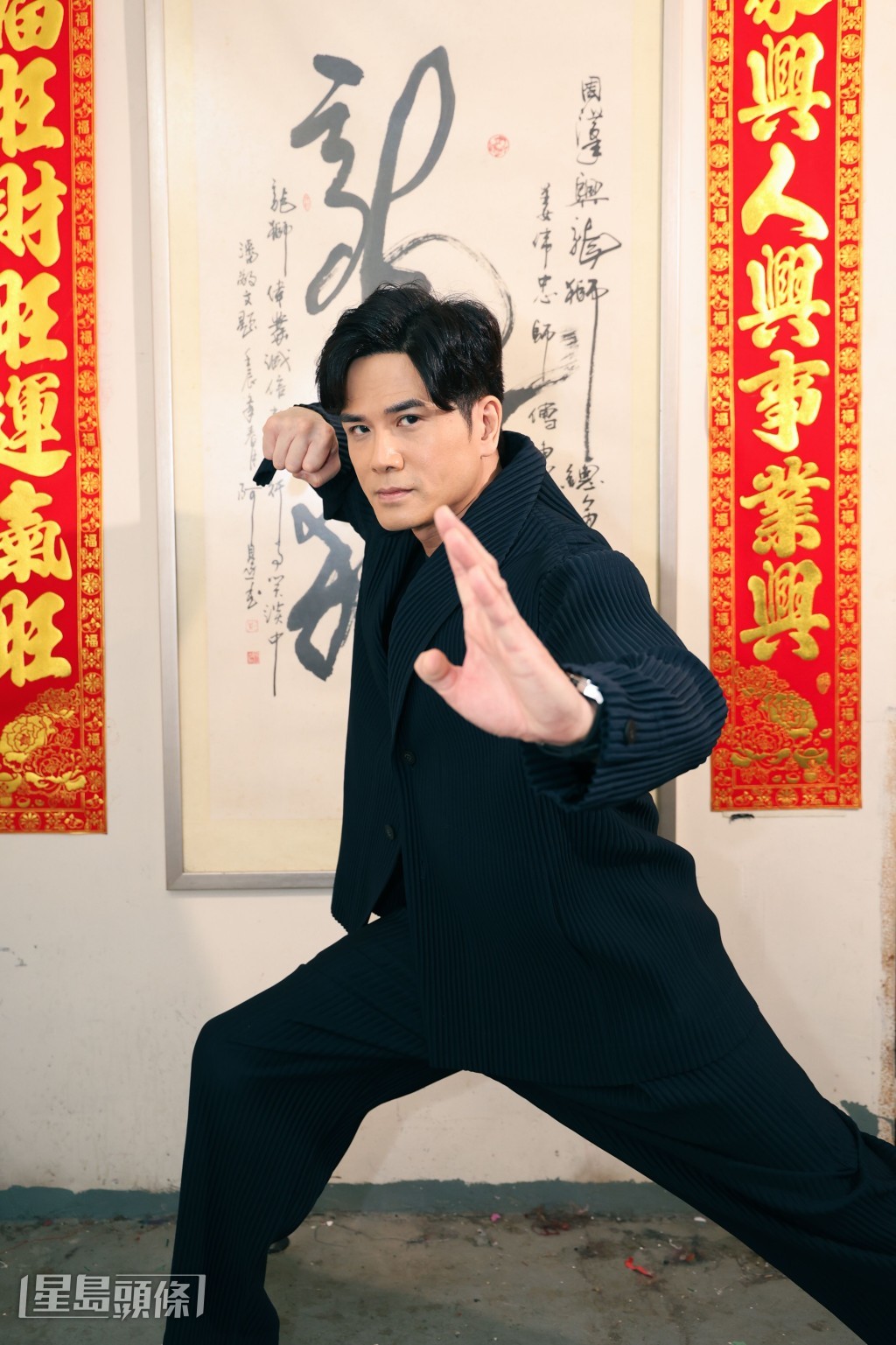 伍允龍擔任《無涯之約》動作顧問。