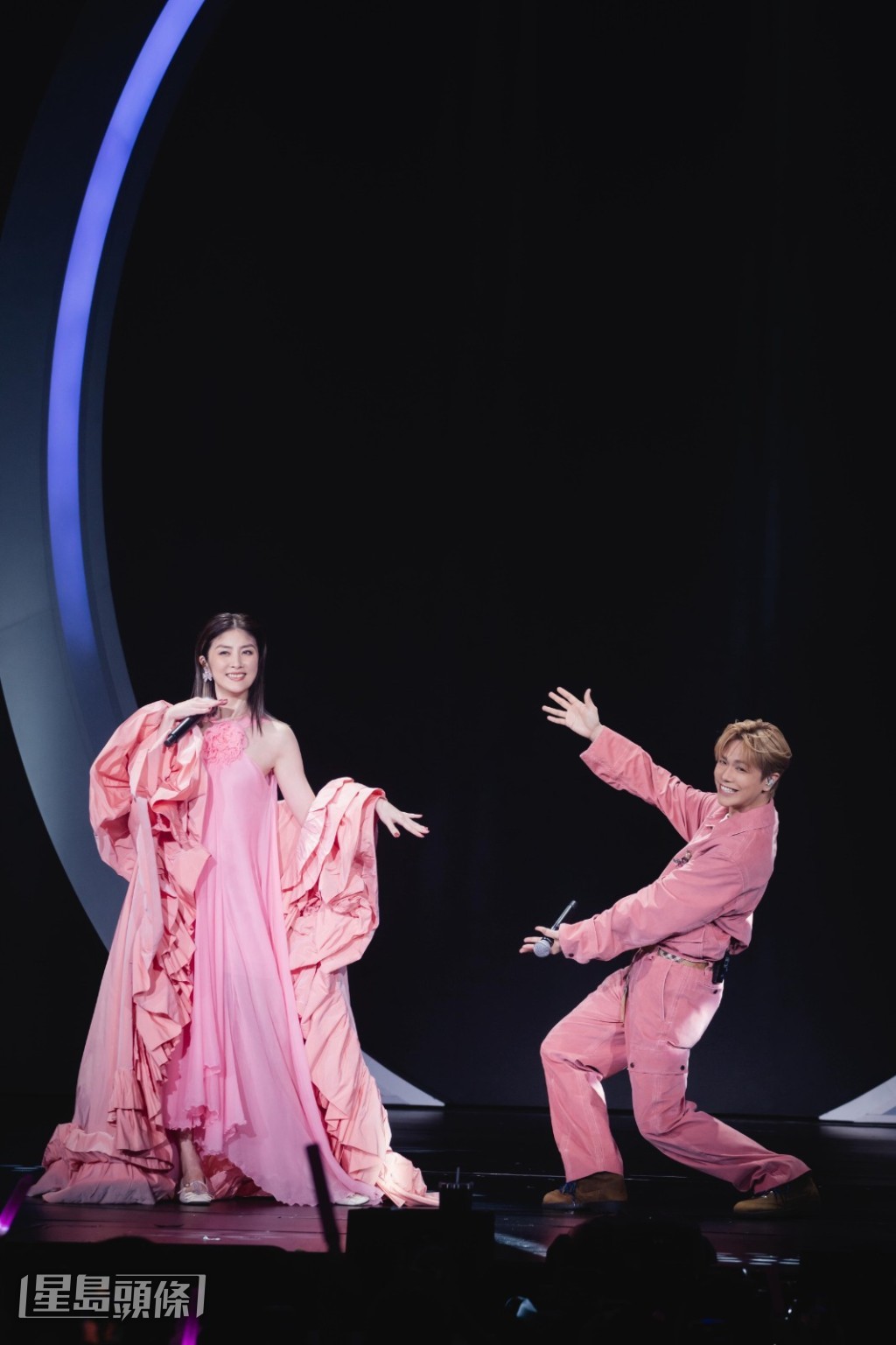 軒仔笑稱因為Kelly是女神,自己特意收起調皮一面。 軒仔笑稱因為Kelly是女神,自己特意收起調皮一面。