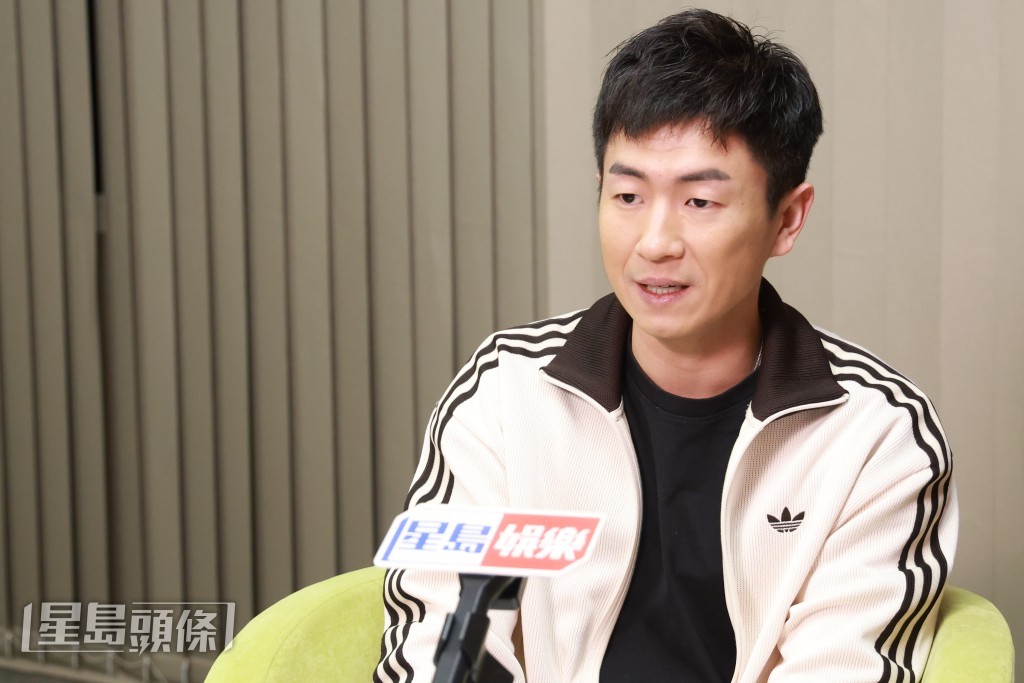 戲中最矚目是他與李海銅的「風盈CP」被網民大讚合襯。