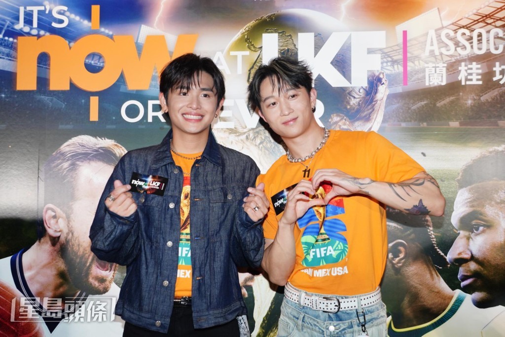Jacky Fan、Teller在會上演唱世界盃直播節目主題曲《全民開波》。 Jacky Fan、Teller在會上演唱世界盃直播節目主題曲《全民開波》。