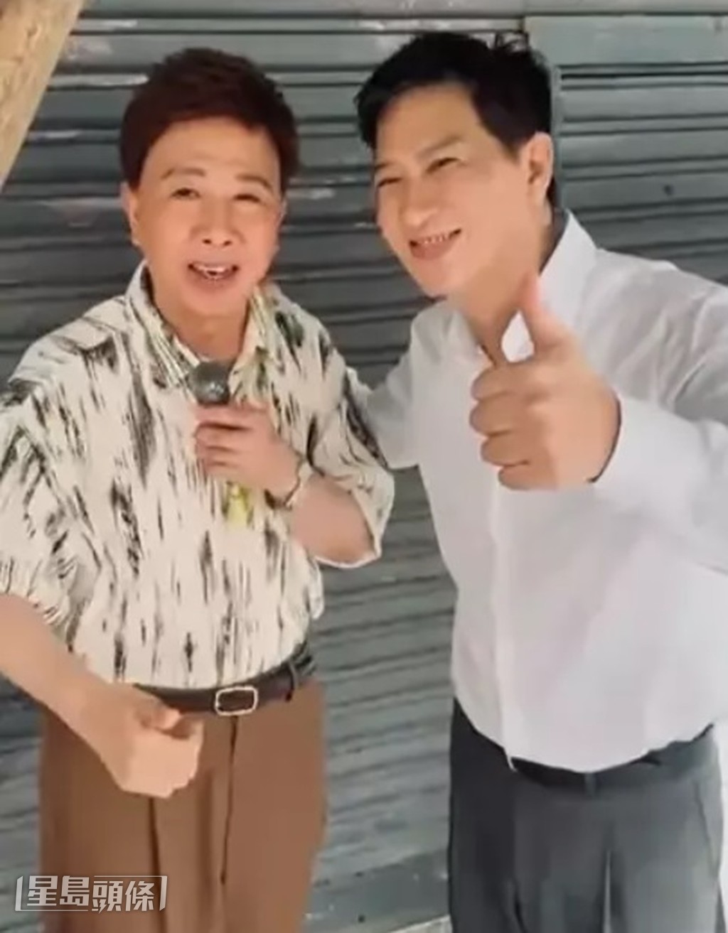 家輝為尹光拍MV,他表示光哥唱出不少中年人心聲,令他覺得好感動。 家輝為尹光拍MV,他表示光哥唱出不少中年人心聲,令他覺得好感動。