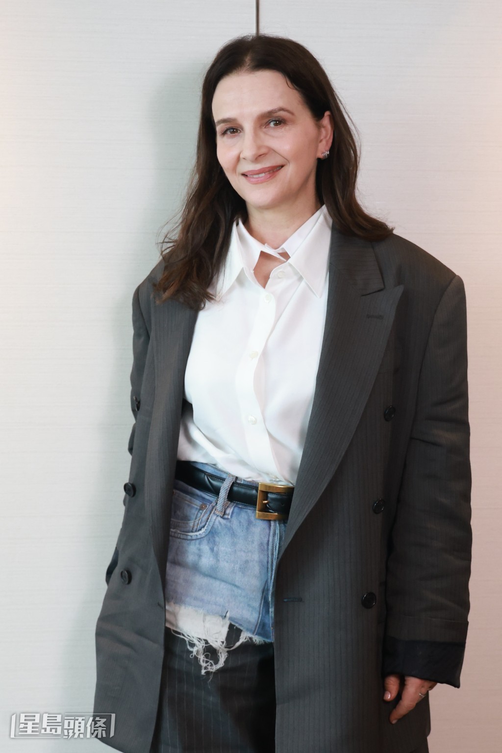 影后茱丽叶庇洛仙带首次执导的《寻你我，觅自己》及参演作品《欲爱流离》来港与观众见面。