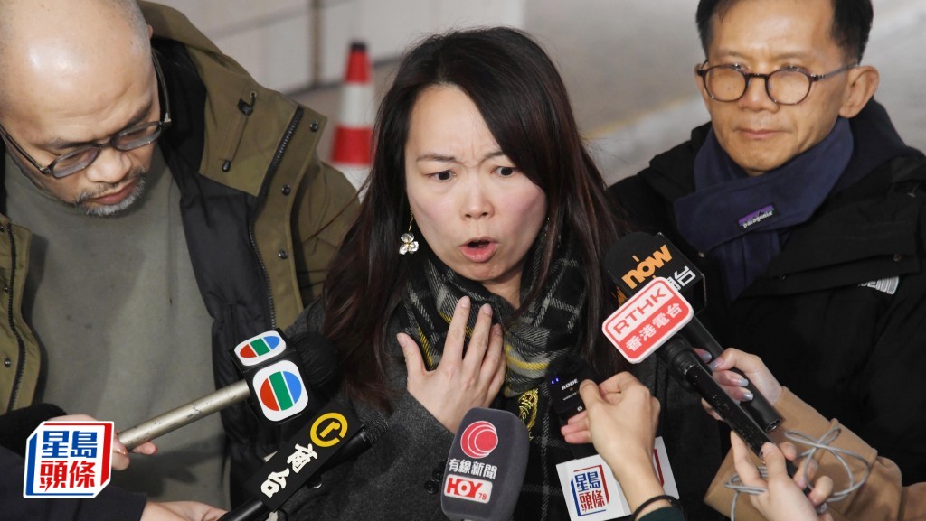 家屬表示對裁決感「極度失望」，質疑死因庭裁定水密門不重要。何健勇攝