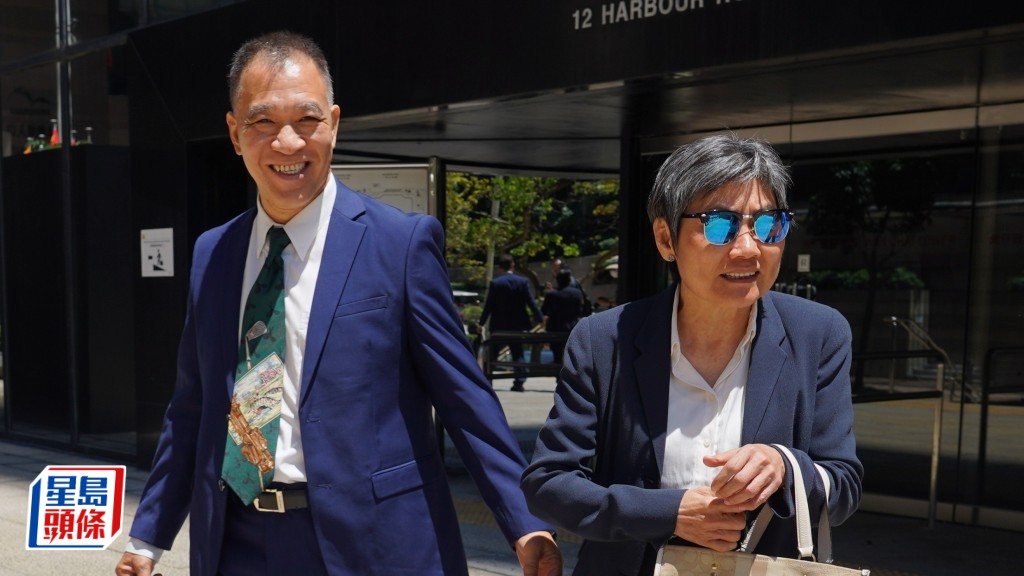 左起兩被告白偉雄與蔡淑梅。葉偉豪攝