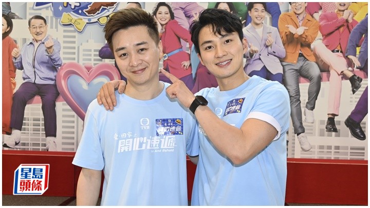 周嘉洛、譚輝智出席《愛•回家之開心速遞》宣傳活動。