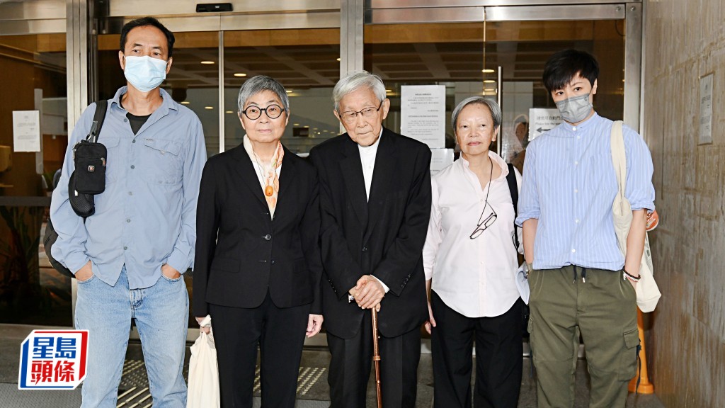 左起许宝强、吴霭仪、陈日君、何秀兰及何韵诗上诉遭驳回。卢江球摄