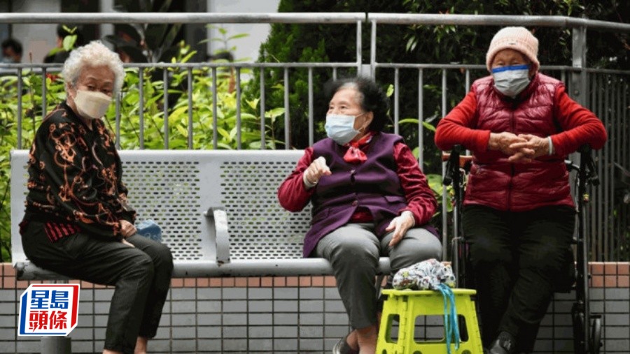 葉兆輝表示香港長者人口老化問題嚴重。資料圖片