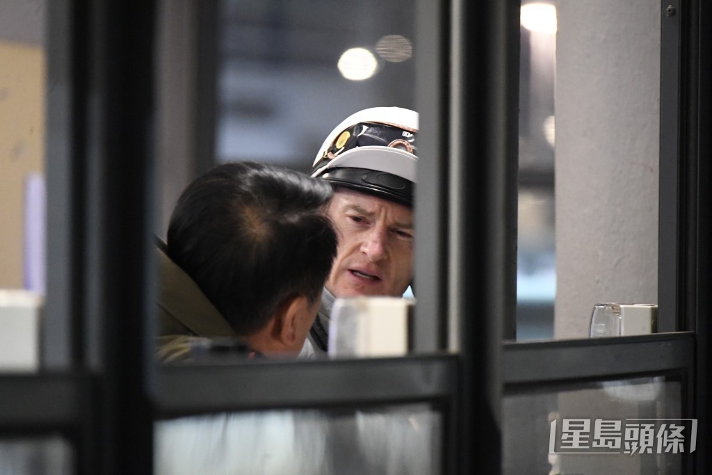 潘頓今朝親替「偵探傳奇」試跑。