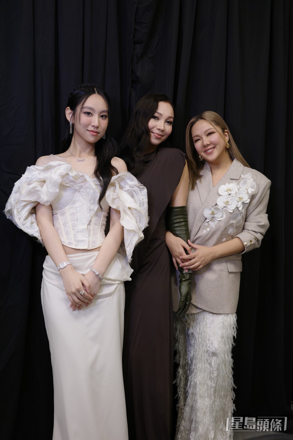 3人都是唱得之人。