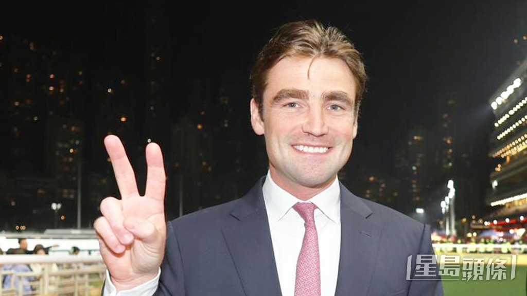 「同益善」今朝加课后游达荣跟到实，甚至一度落手拖马极之肉紧。