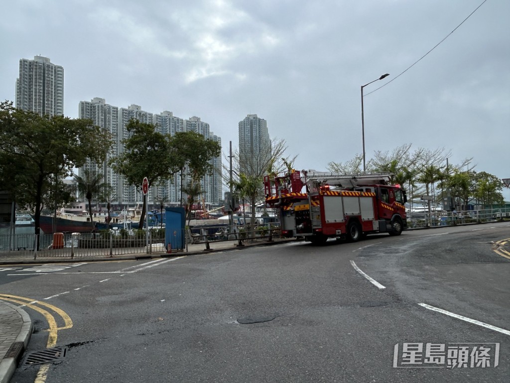 現場為香港仔石排灣道近漁業分處辦事處。 現場為香港仔石排灣道近漁業分處辦事處。