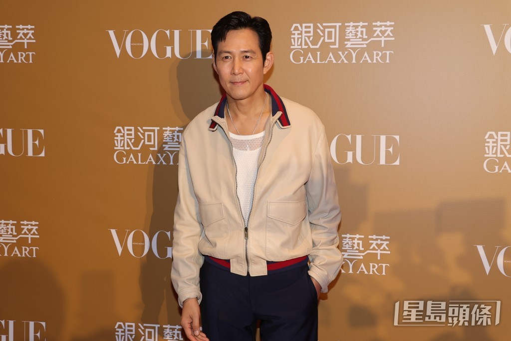 李政宰表示對攝影有興趣。 李政宰表示對攝影有興趣。