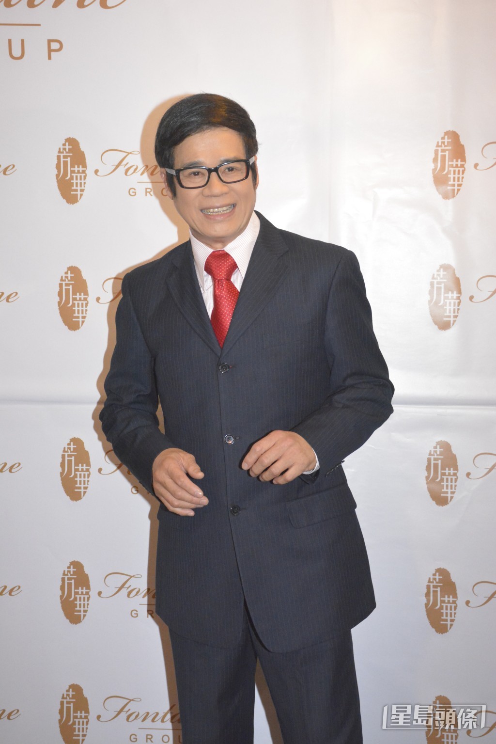 安德尊身家豐厚,在元朗有地皮。 安德尊身家豐厚,在元朗有地皮。