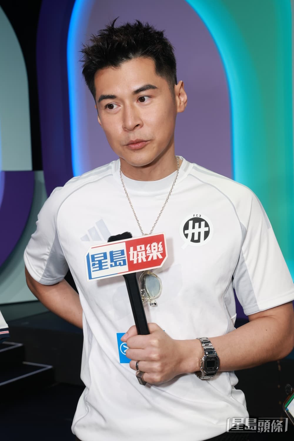陳家樂急澄清玩遊戲冇快快讀錯老婆名。 陳家樂急澄清玩遊戲冇快快讀錯老婆名。
