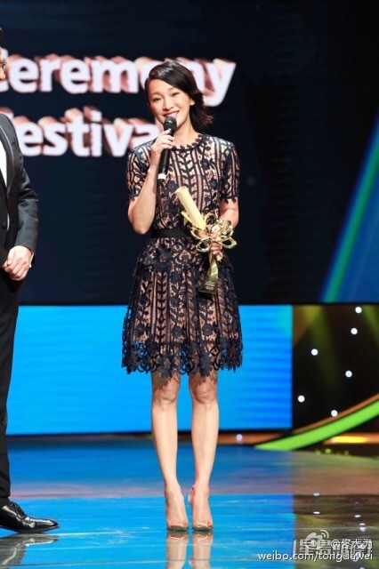 周迅是首位獲得金馬獎、金像獎、金雞獎大滿貫的演員。
