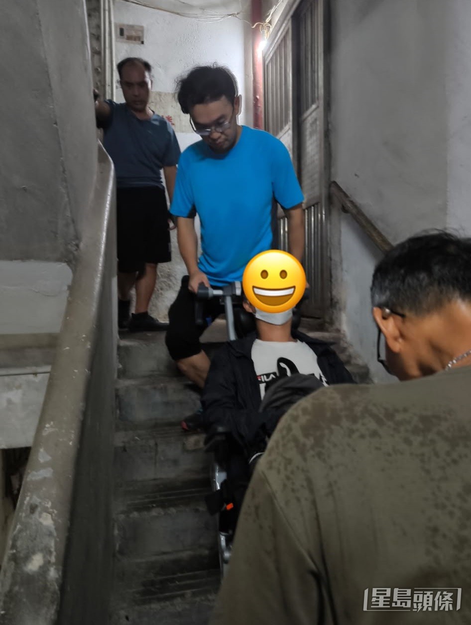 義工每次服務後會提供貼有「即影即有」照片的心意卡給事主。 受訪者提供