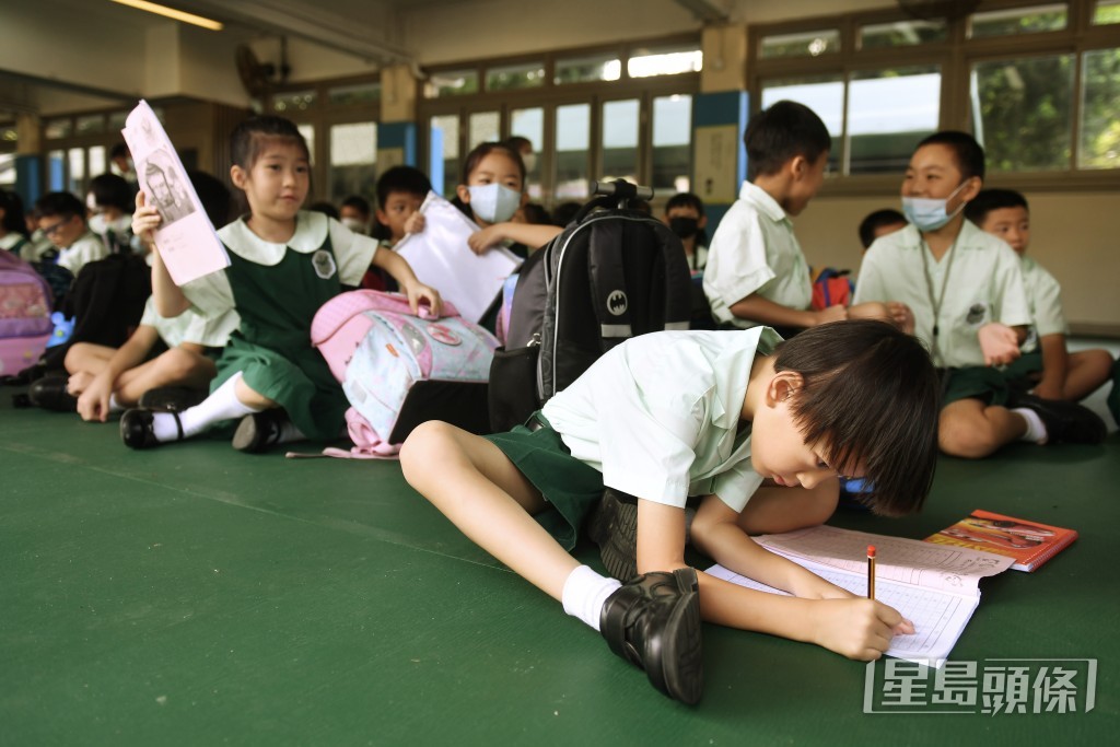 截至今年5月，共有935所香港公帑资助学校与内地学校缔结2,933对姊妹学校。资料图片