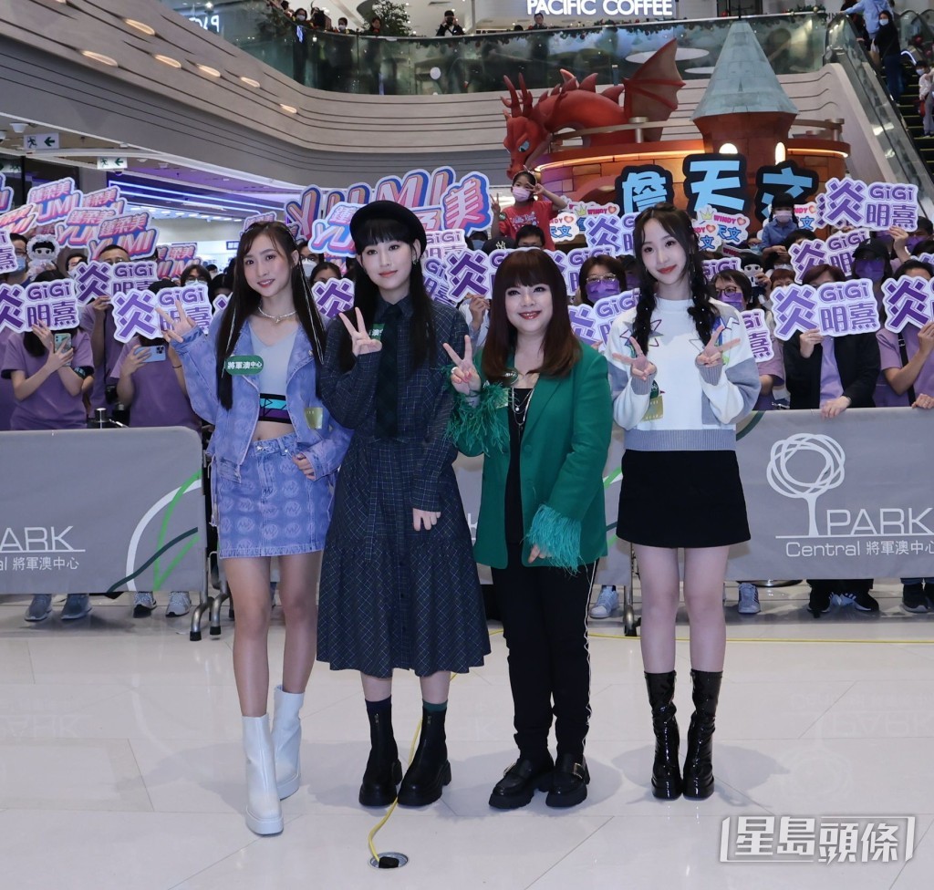 TVB后起之秀中，Rowena大赞Windy(右1)好乖女。