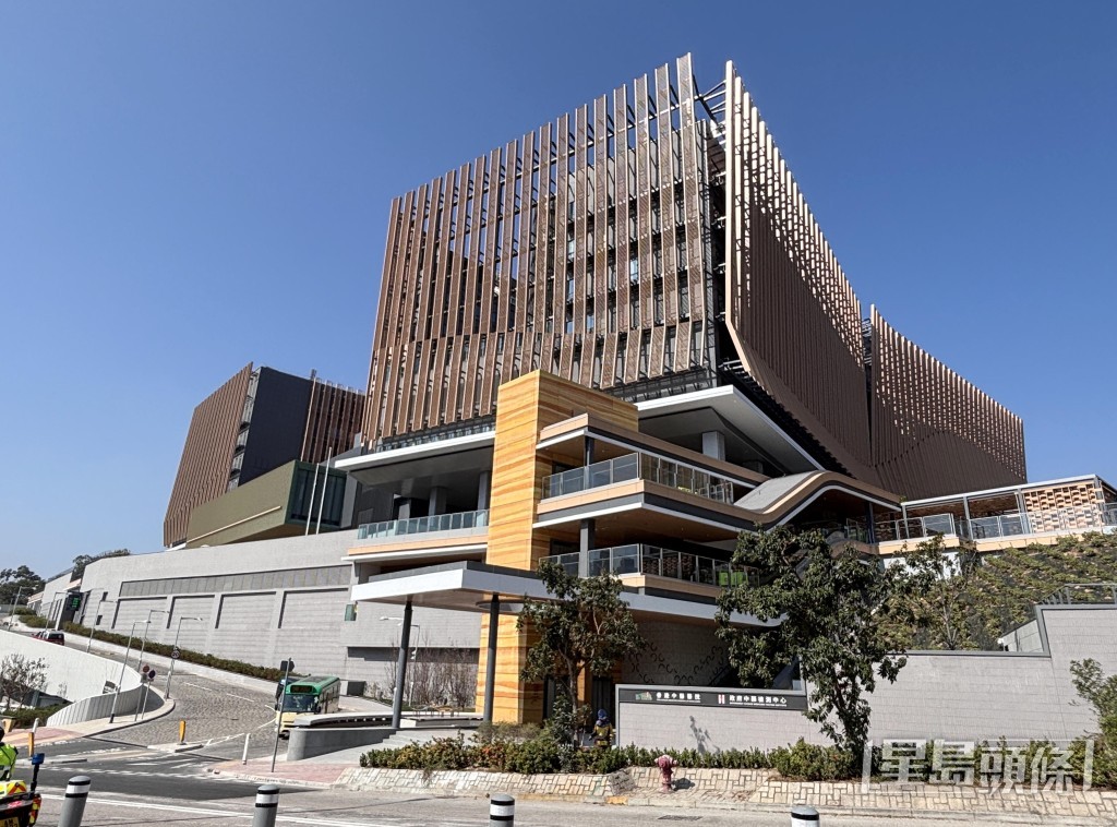 香港中醫醫院位於將軍澳百勝角今日開幕。 香港中醫醫院位於將軍澳百勝角今日開幕。