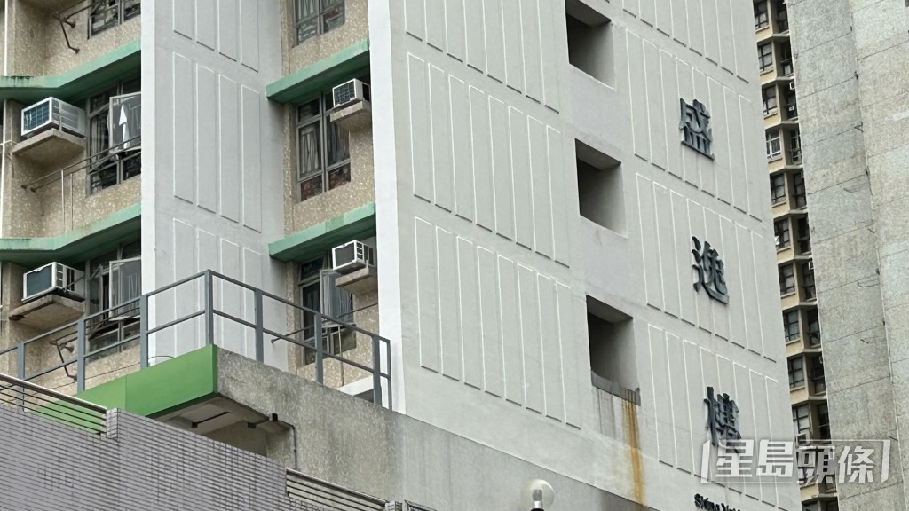葵盛東邨盛逸樓一單位發現獨居老婦骸骨。蔡楚輝攝 葵盛東邨盛逸樓一單位發現獨居老婦骸骨。蔡楚輝攝
