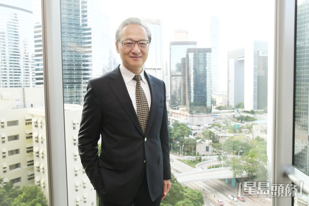 游偉光表示,隨着減息周期啟動,有望減輕買家入市負擔,預期為樓市帶來正面支持作用。 游偉光表示,隨着減息周期啟動,有望減輕買家入市負擔,預期為樓市帶來正面支持作用。