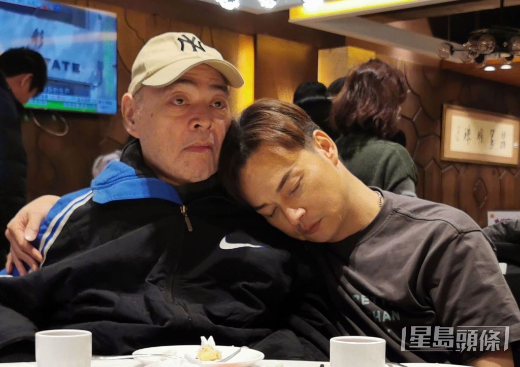 張偉文獲方俊照顧情如父子。 張偉文獲方俊照顧情如父子。