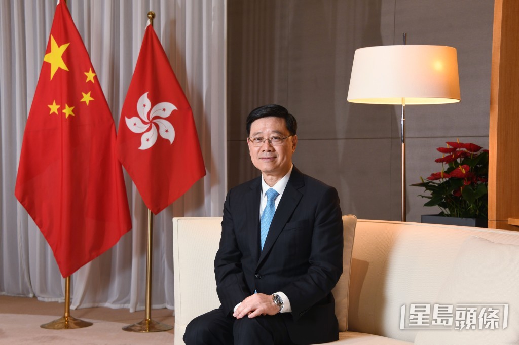 除了問責團隊，李家超指政府部門亦要有較大的「全方位投入」。