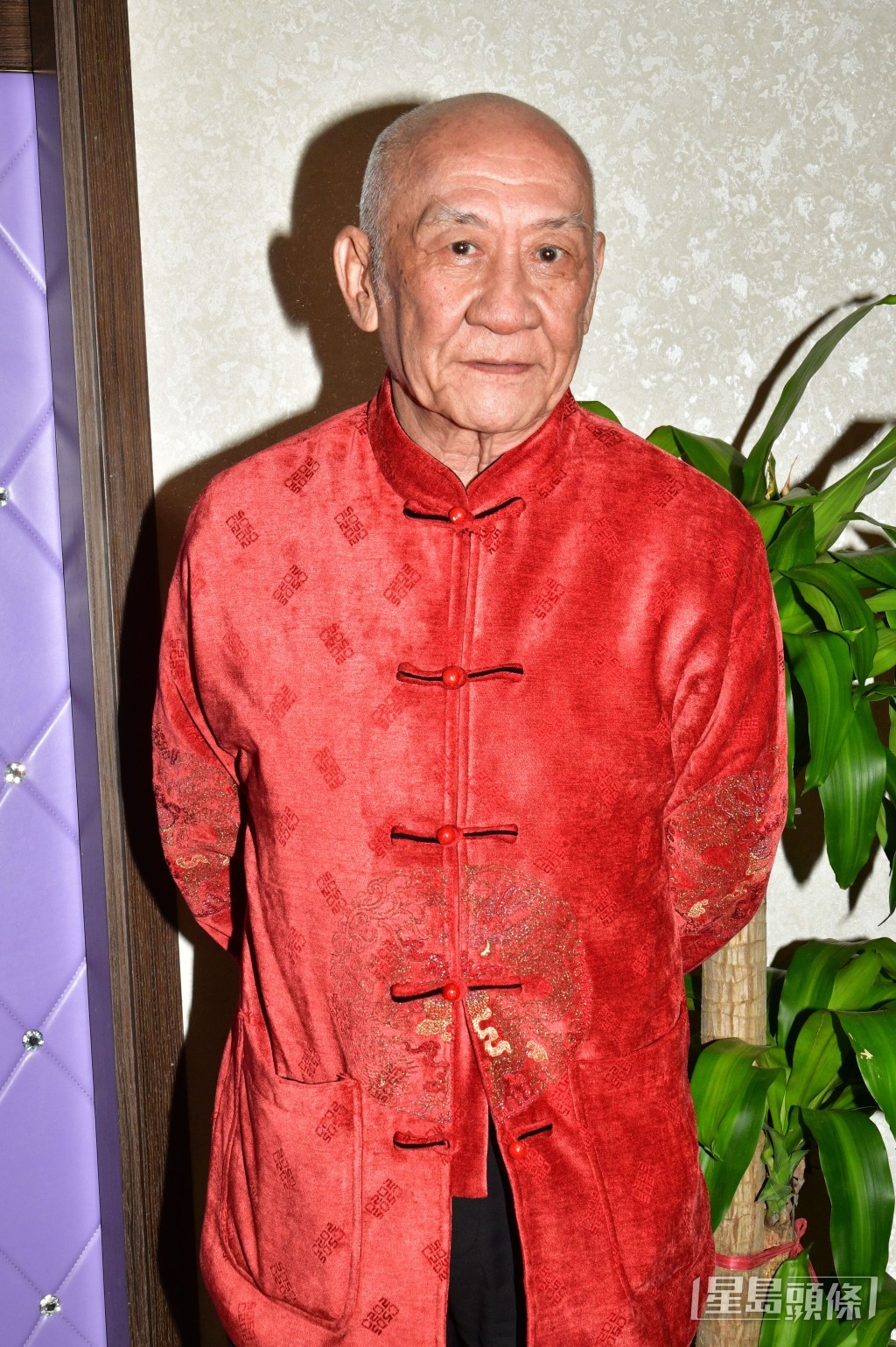 李家鼎指，前妻施明生前與李泳豪老婆關係好。