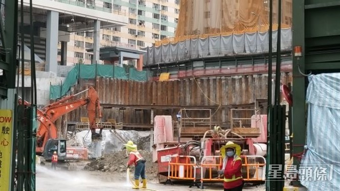 精進建築工程被除牌後,該公司負責的5個私人項目,3個已委聘另一註冊承建商卓越天工有限公司繼續工程。資料圖片 精進建築工程被除牌後,該公司負責的5個私人項目,3個已委聘另一註冊承建商卓越天工有限公司繼續工程。資料圖片