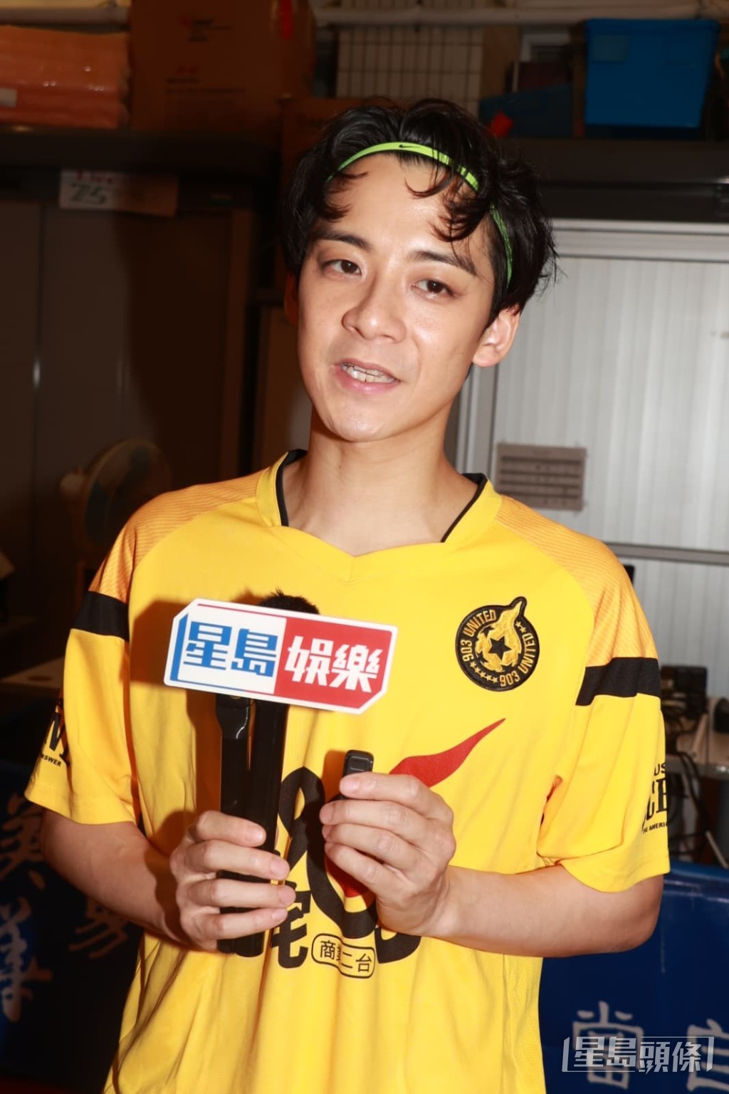 他口震震回應當晚朋友是否飲過酒。
