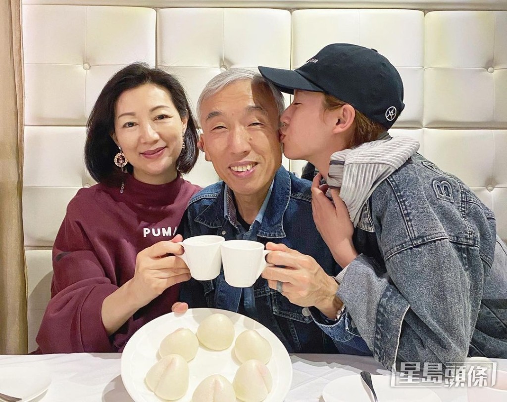 在爸爸的影響響下，蔡思貝曾立志當女警。
