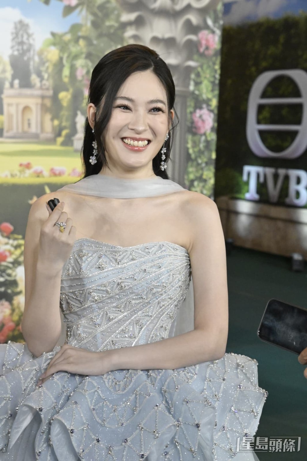 陳㦤德笑言若羅天宇不承認也沒甚麼大不了。 陳㦤德笑言若羅天宇不承認也沒甚麼大不了。