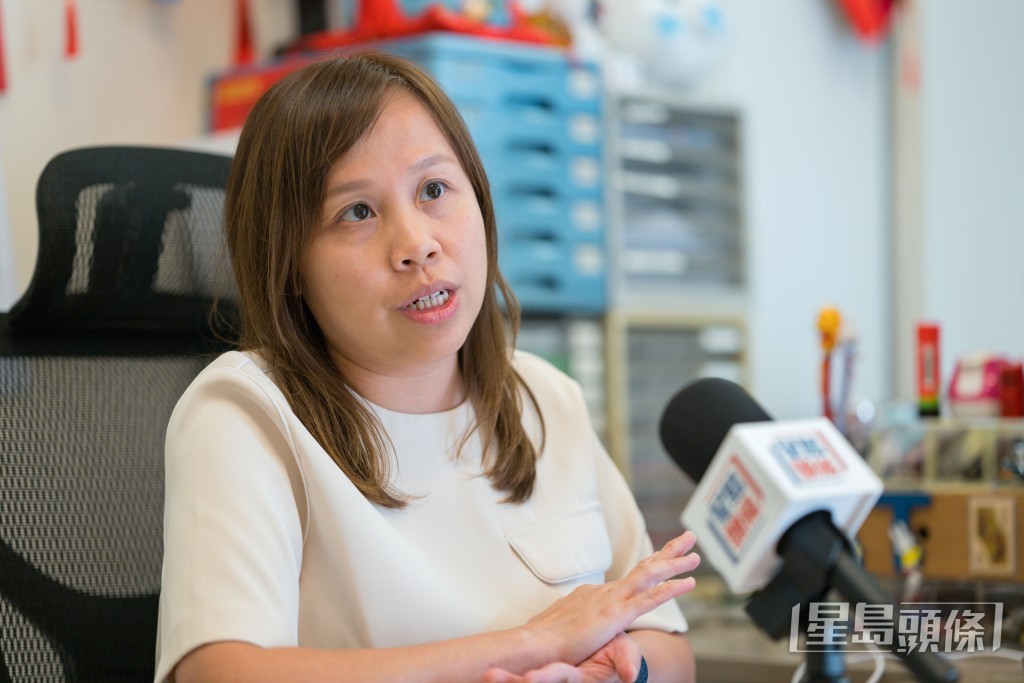 立法會選舉新界西南選區一號候選人民建聯盧婉婷。