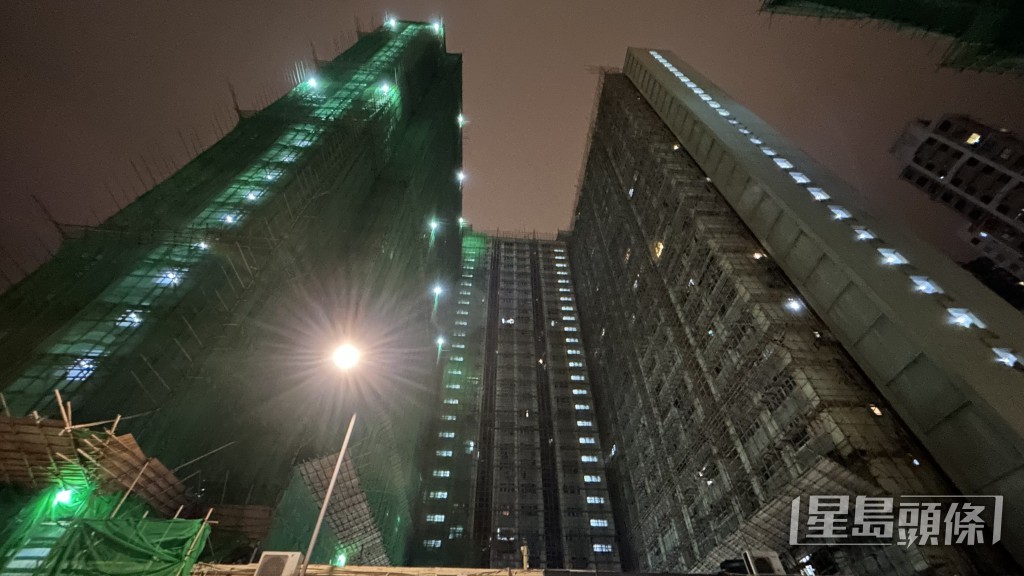 西湾河太安楼近期开始搭棚维修。图为今年3月21日拍摄。资料图片