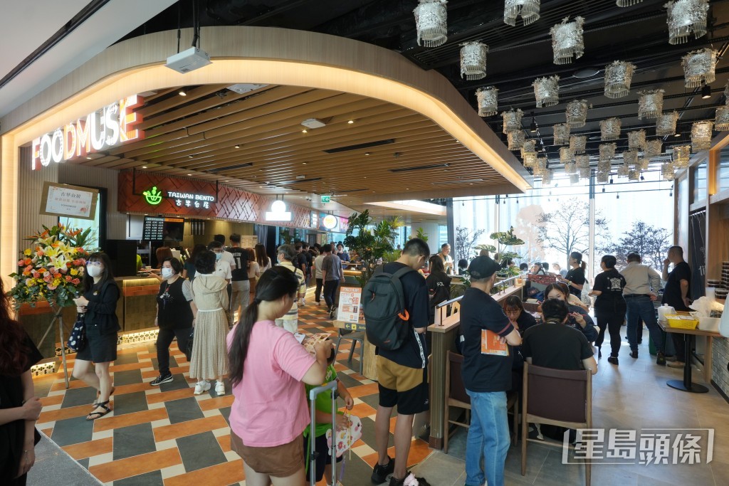 會議商討統籌各界別鼓勵本地消費。資料圖片