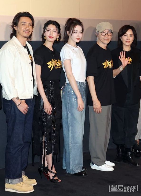 蔡思貝自薦成為「星女郎」。 蔡思貝自薦成為「星女郎」。