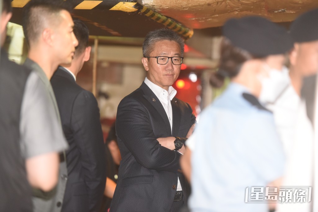 警務處處長蕭澤頤曾進入娛樂場所巡視。黃文威攝