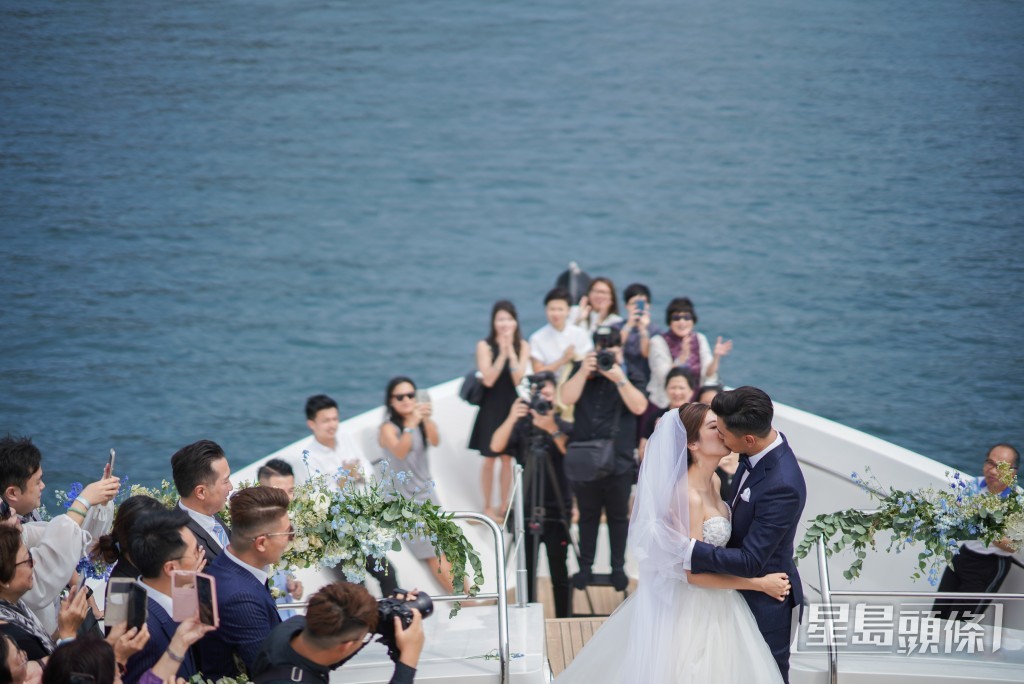 2018年，陳展鵬與單文柔在遊艇上舉行婚禮。  ​