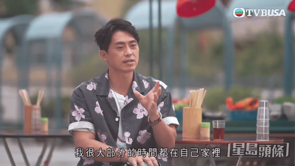 去年森美拍攝TVB節目《回家》,曾重返葵盛邨。 去年森美拍攝TVB節目《回家》,曾重返葵盛邨。
