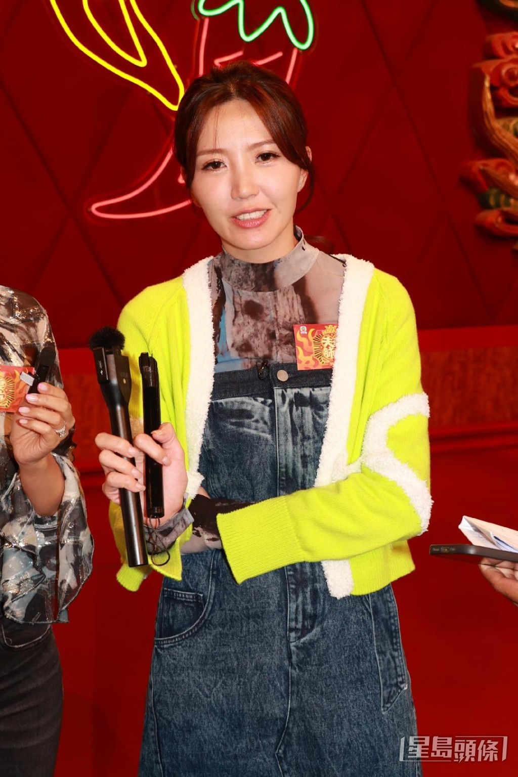 吳若希被人冠以「人妻戰鬥機」稱號。