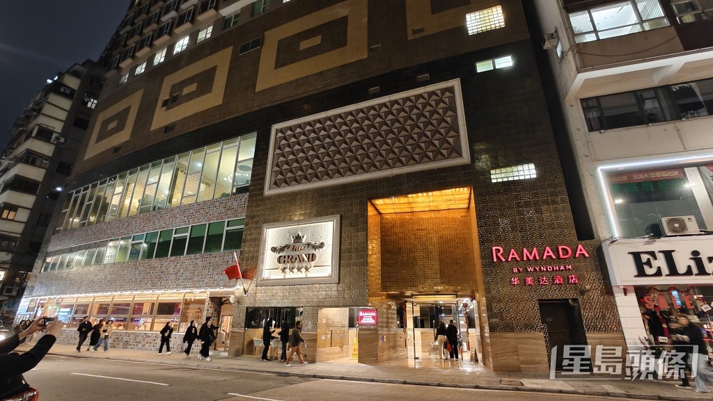 現場為尖沙咀柯士甸路近柯士甸道交界一酒店。 現場為尖沙咀柯士甸路近柯士甸道交界一酒店。