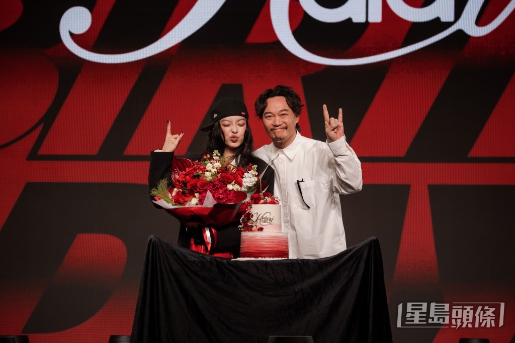 KALAI家麗成為陳奕迅個人音樂廠牌EAS MUSIC首位女歌手。 KALAI家麗成為陳奕迅個人音樂廠牌EAS MUSIC首位女歌手。