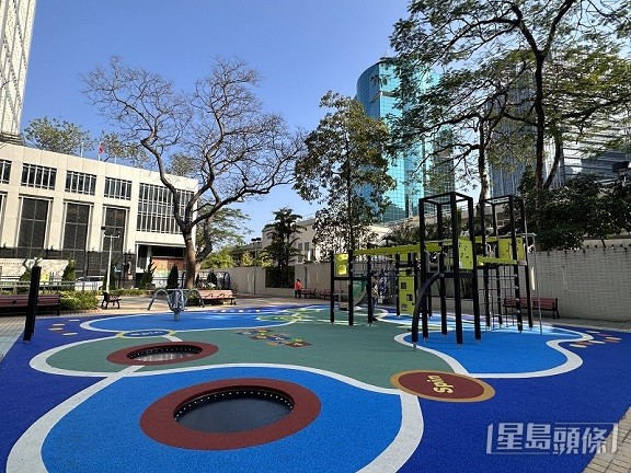 英皇道遊樂場經過翻新後煥然一新。 康文署圖片