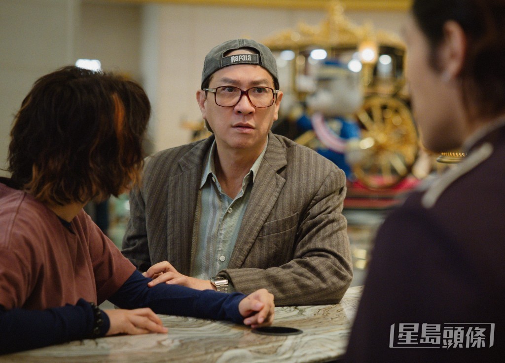 張家輝在電影《我阿爹想旅行》演患癌父親。