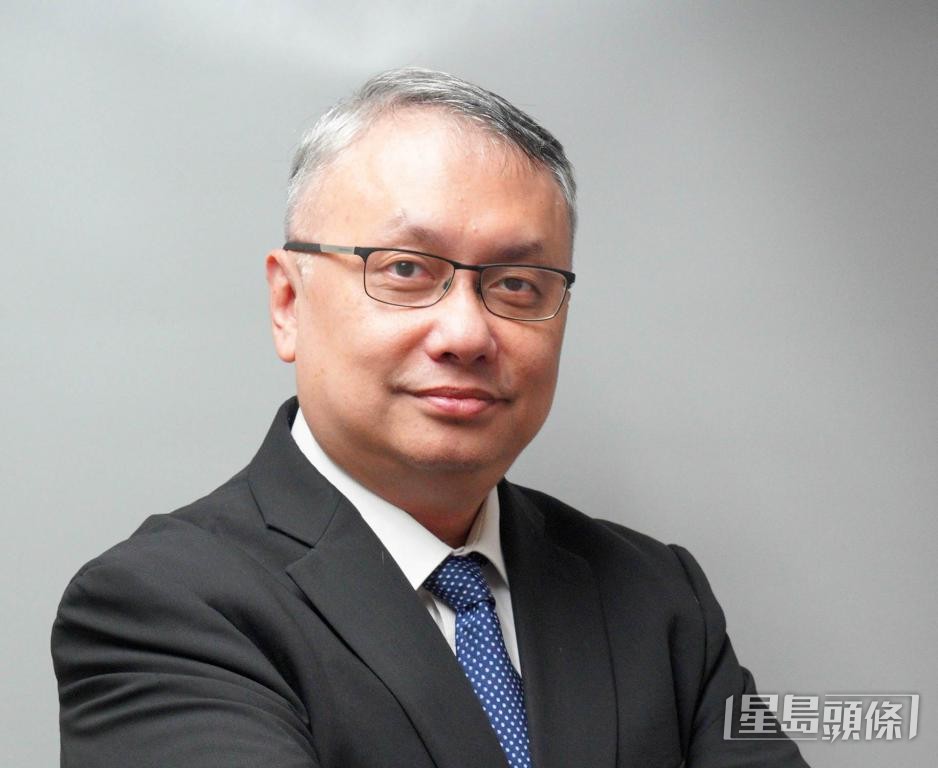 中原測量師行執行董事張競達剖析,寫字樓需求受疫情及地緣政治等因素影響。 中原測量師行執行董事張競達剖析,寫字樓需求受疫情及地緣政治等因素影響。