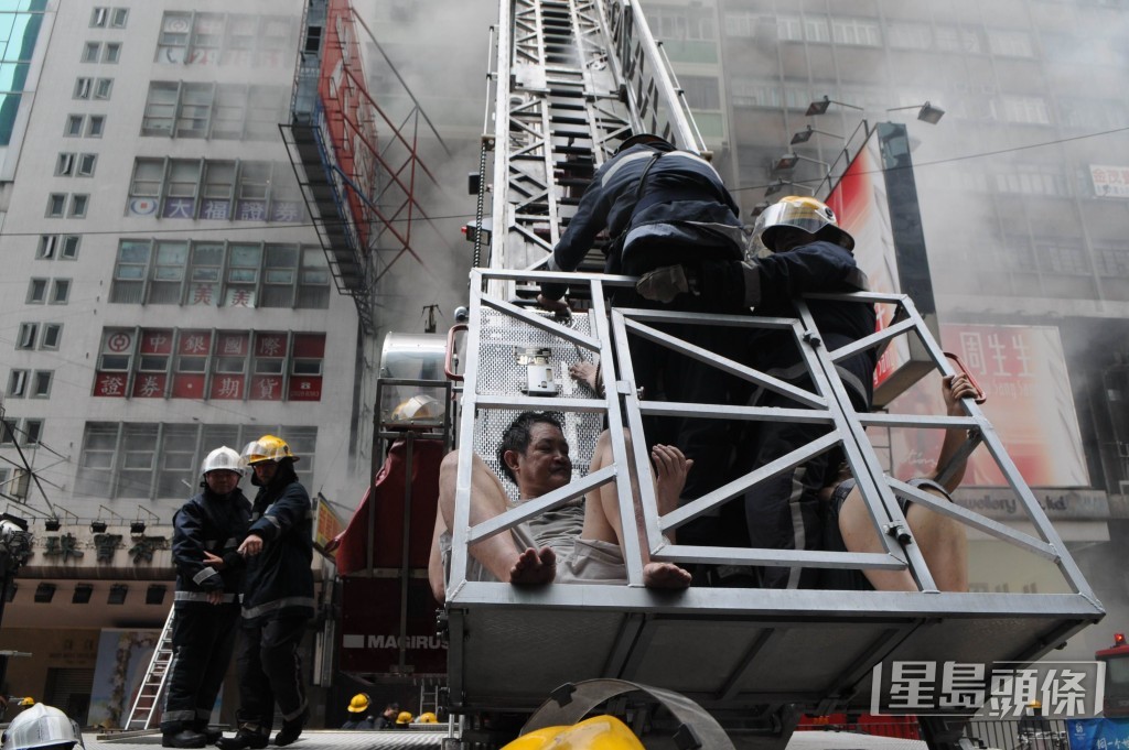 旺角彌敦道嘉禾大廈發生5級大火。