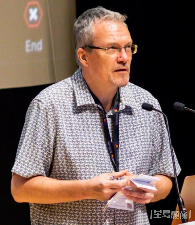 嘉道理農場暨植物園動物保育部主管艾加里表示，野豬在健康的森林生態系統中扮演重要角色。 受訪者提供