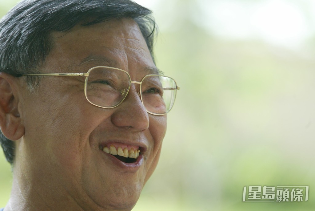 前日（17日）是TVB前體育新聞主播伍晃榮逝世16周年。