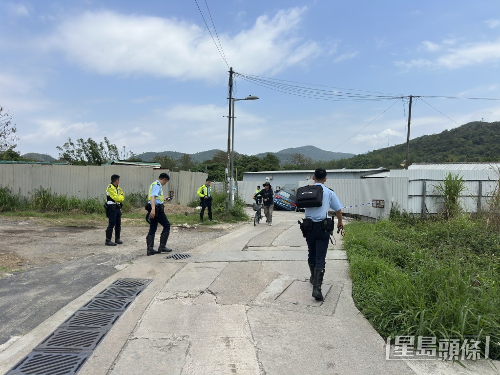 警員到場調查。梁國峰攝 警員到場調查。梁國峰攝